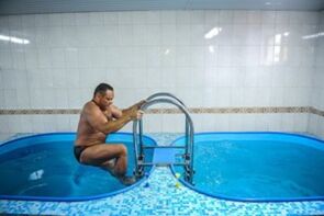 nósanna imeachta uisce a mhéadú potency